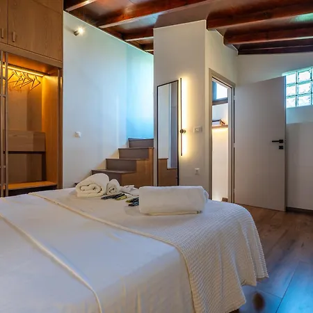 Pallazzo Dei Miracoli - Luxe 3br Sea & Old Port Terrace View Chania (Crete)