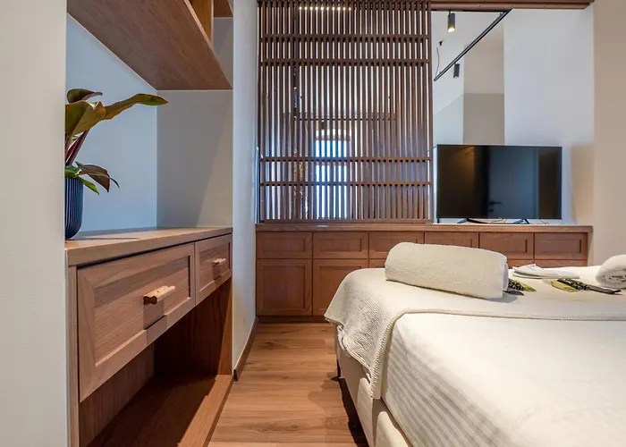 Pallazzo Dei Miracoli - Luxe 3br Sea & Old Port Terrace View * Chania (Crete)