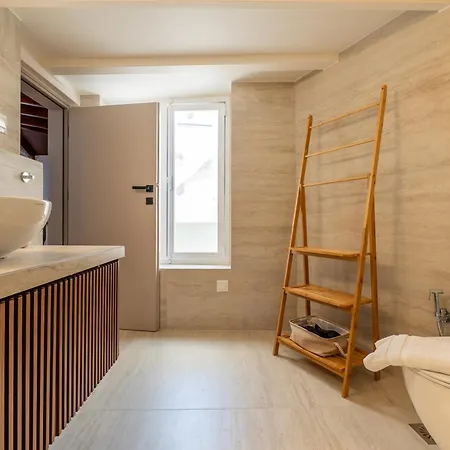 Pallazzo Dei Miracoli - Luxe 3br Sea & Old Port Terrace View Апартаменты