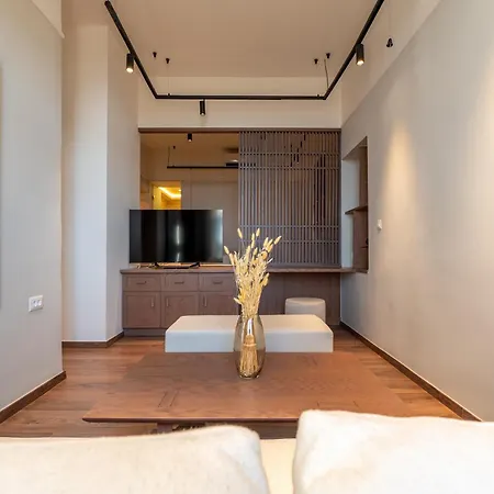 Апартаменты Pallazzo Dei Miracoli - Luxe 3br Sea & Old Port Terrace View Ханья