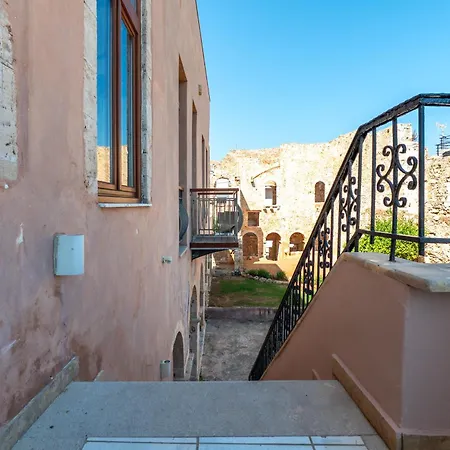 Pallazzo Dei Miracoli - Luxe 3br Sea & Old Port Terrace View Ханья