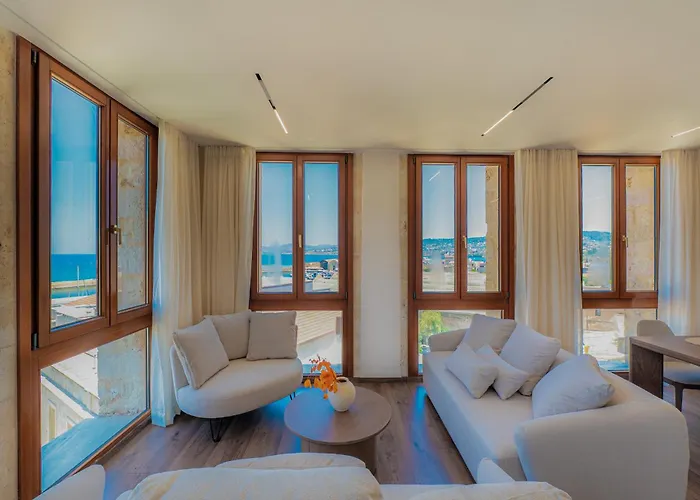 Pallazzo Dei Miracoli - Luxe 3br Sea & Old Port Terrace View Lägenhet *